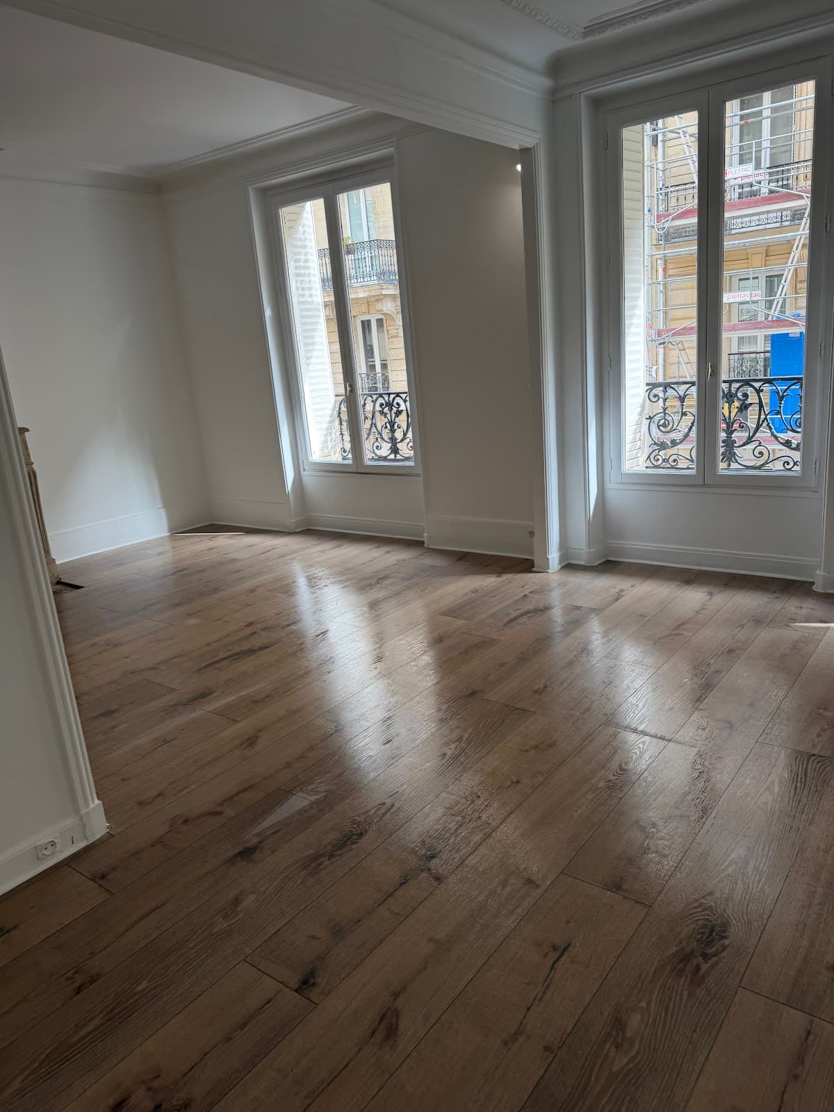 Entreprise nettoyage et débarras Brieux — société de nettoyage extrême à Boulogne-Billancourt