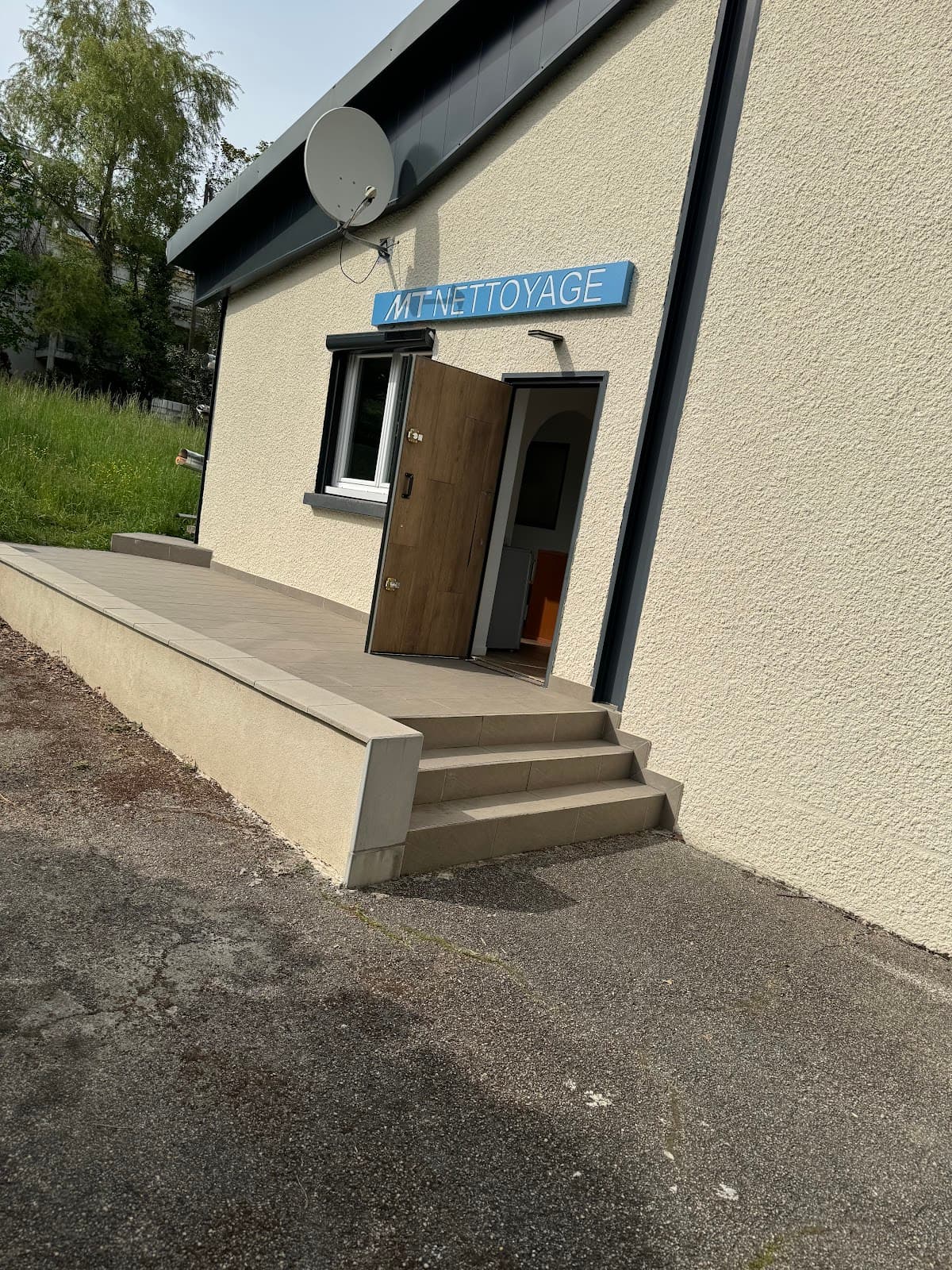 MT Nettoyage — société de nettoyage extrême à Chambéry