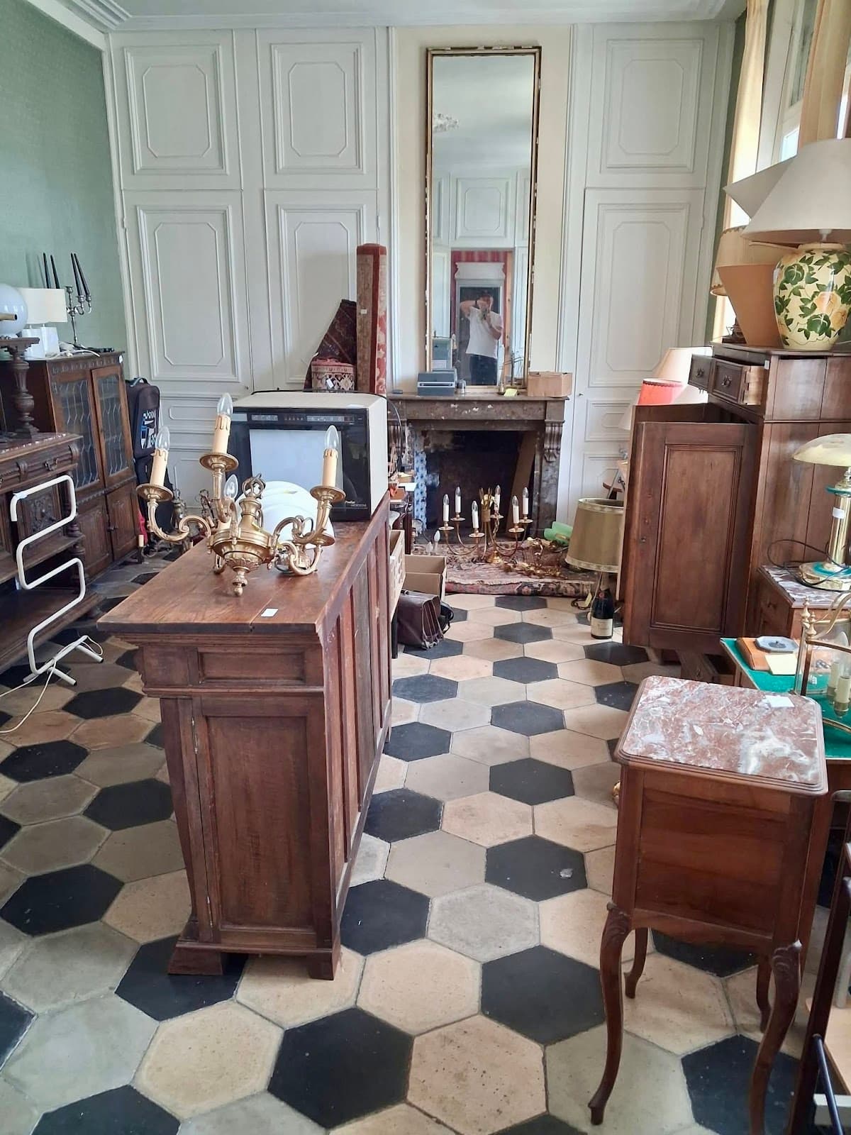 Mon débarras - Vide maison et succession ( Cognac Niort Saintes Surgères Rochefort ) — société de nettoyage extrême à Niort