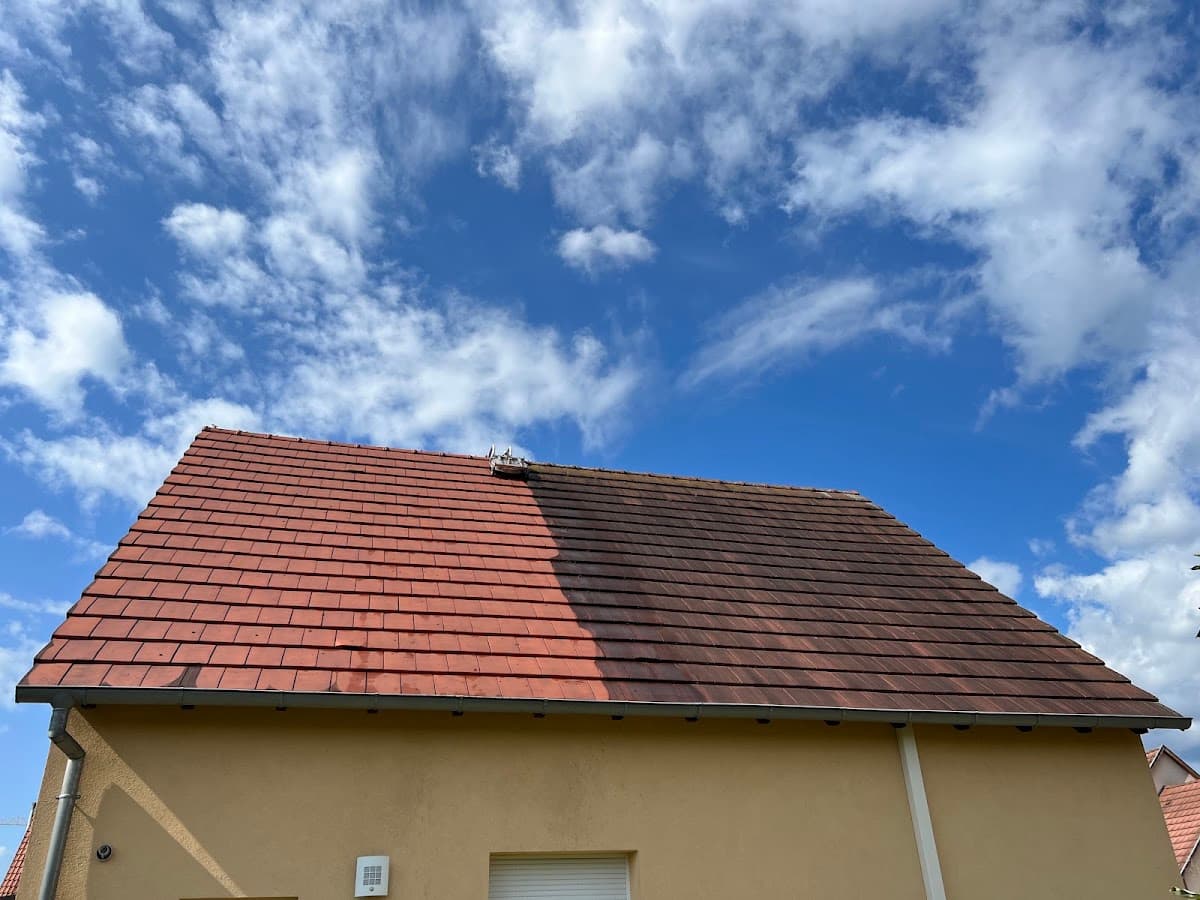 Nettoyage de Toiture (Demoussage-Traitement)-Nettoyage Terrasse(Paves)-Traitement Charpente-Nettoyage Facade|Cleaning Experts — société de nettoyage extrême à Colmar